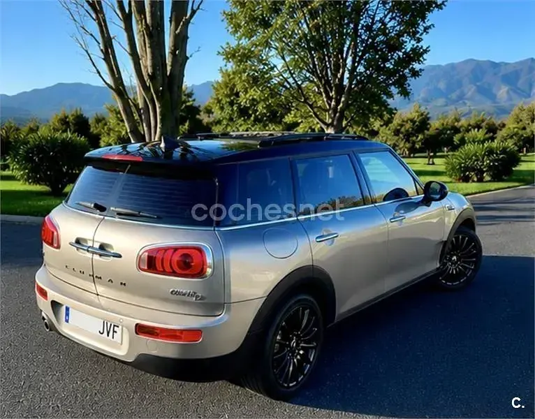 Usado Mini Cooper D Clubman 150 CV (110 kW) 2016 Gris / plata Familiar