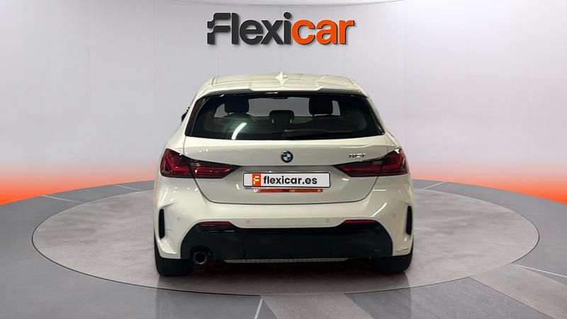 Usado BMW 118 136 CV (100 kW) 2024 Blanco Utilitario