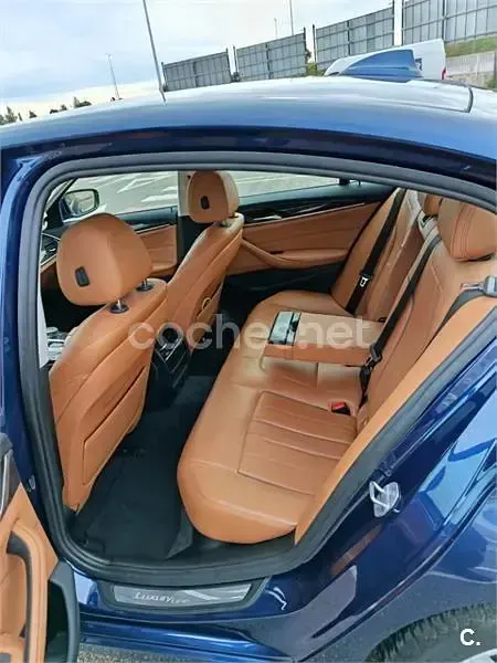 Usado BMW 520 Luxury Line 190 CV (139 kW) 2018 Azul Berlina