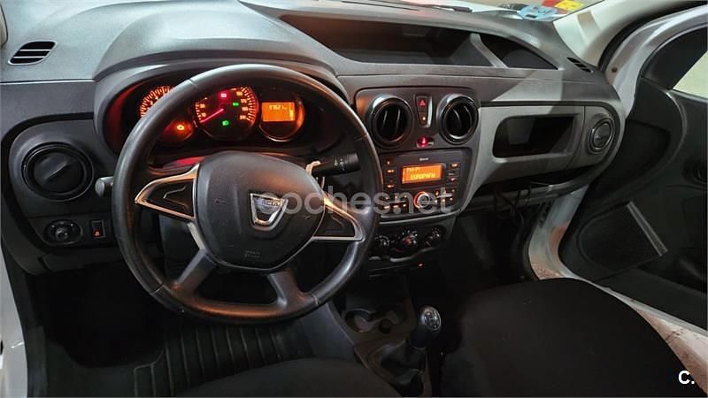 Usado Dacia Dokker Stepway 75 CV (55 kW) 2019 Blanco Monovolumen