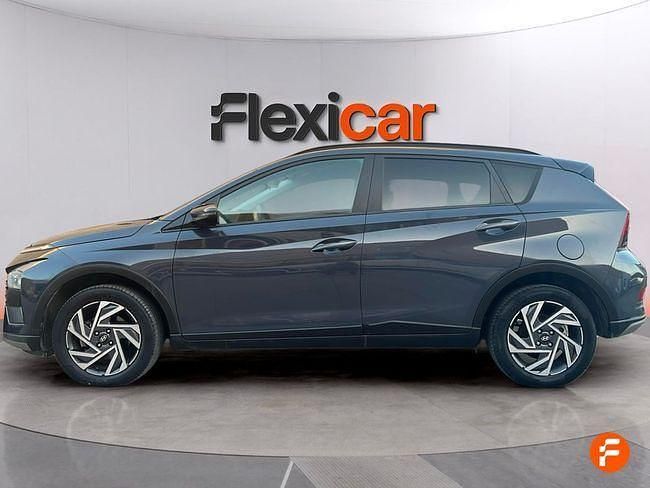 Usado Hyundai Bayon 84 CV (61 kW) 2024 Gris SUV
