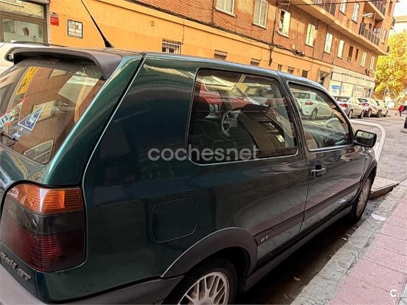 Usado VW Golf III GT 100 CV (73 kW) 1996 Verde Berlina