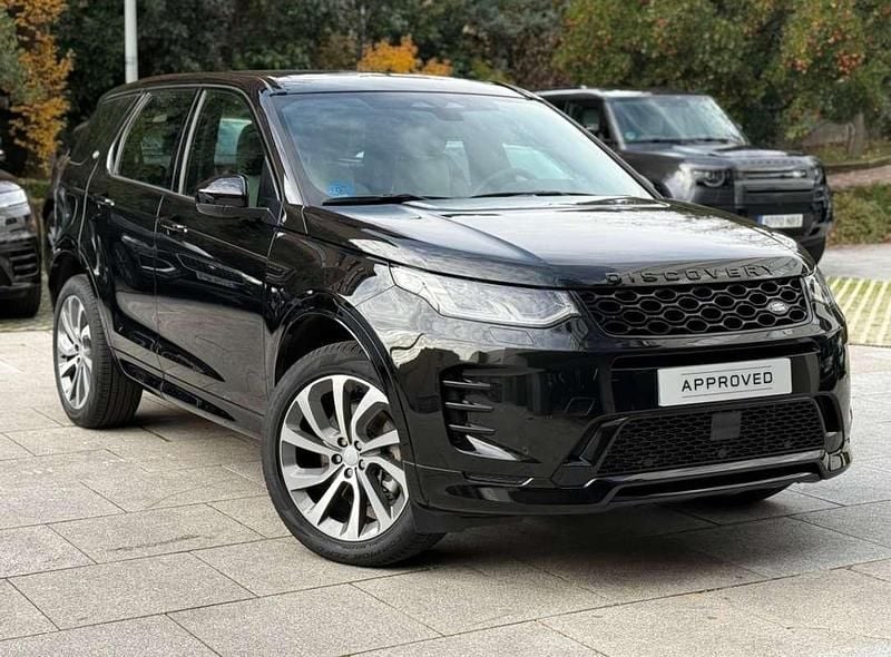 Käytetty Land Rover Discovery Sport SE Dynamic 309 HP (227 kW) 2025 Musta Katumaasturi