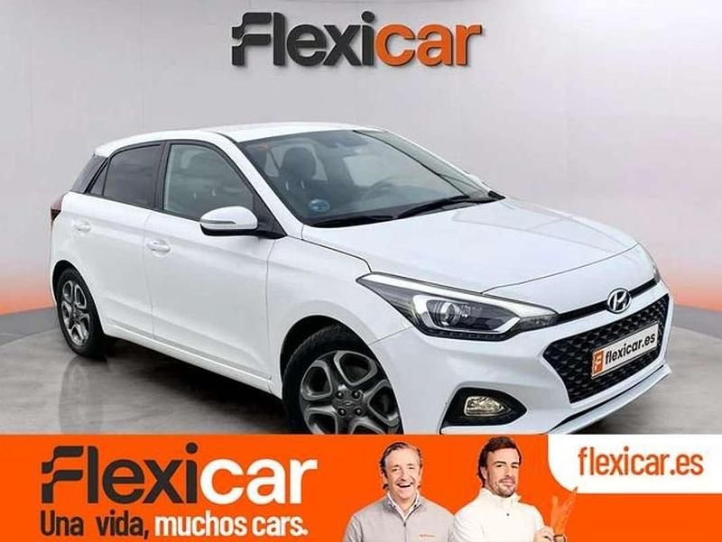 Blanco Usado 2019 Hyundai i20 Utilitario | 11.290 € (Precio justo) - Imagen 1/4
