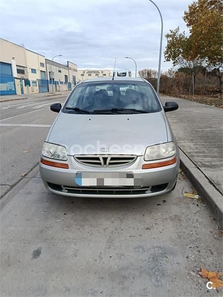 Gris / plata Usado 2004 Chevrolet Kalos SE Berlina | 2300 € (Precio justo) - Imagen 1/4