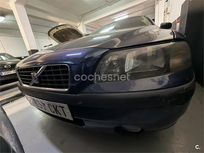 Usado Volvo S60 130 CV (95 kW) 2003 Azul Berlina