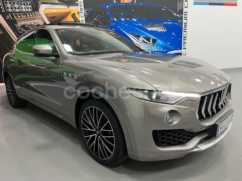 Gris / plata Usado 2016 Maserati Levante SUV | 31.999 € (Buen precio) - Imagen 1/4