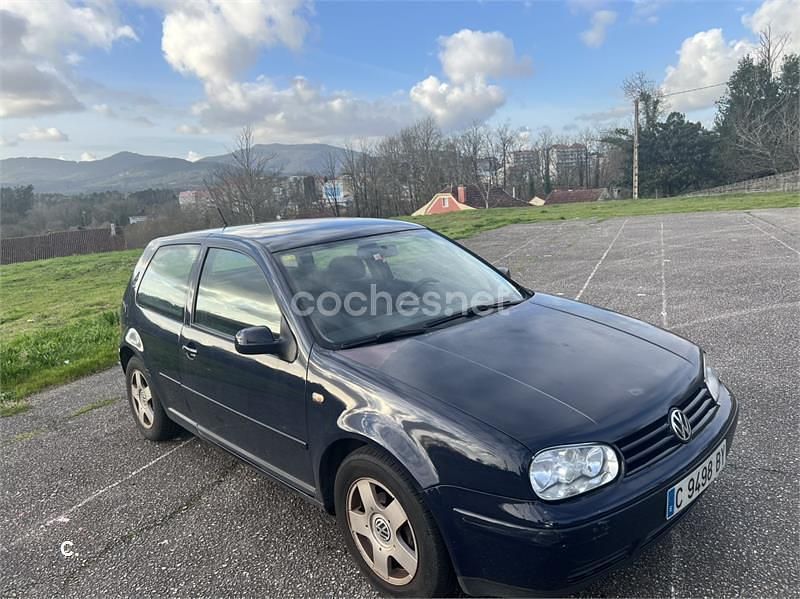 Usado VW Golf III Match 100 CV (73 kW) 1998 Azul Berlina