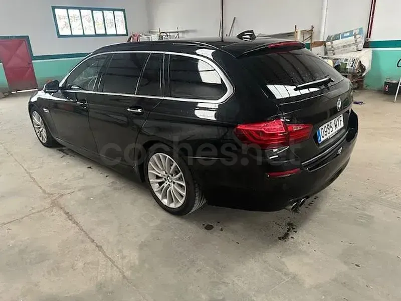 Usado BMW 520 Luxury Line 190 CV (139 kW) 2015 Negro Familiar