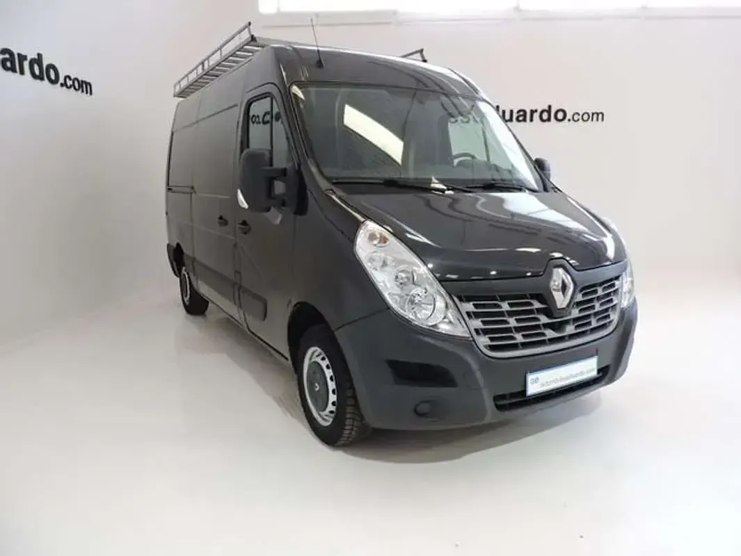 Usado Renault Master 131 CV (96 kW) 2018 Negro Van