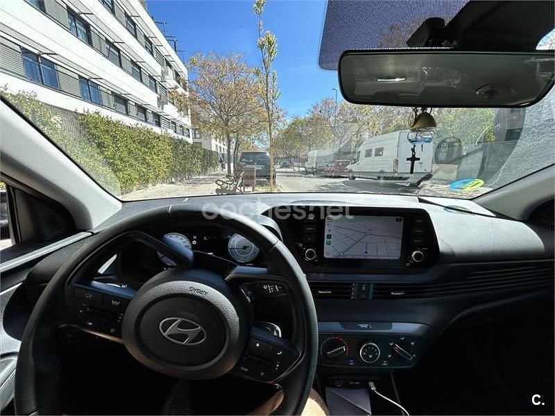 Usado Hyundai i20 100 CV (73 kW) 2023 Azul Utilitario