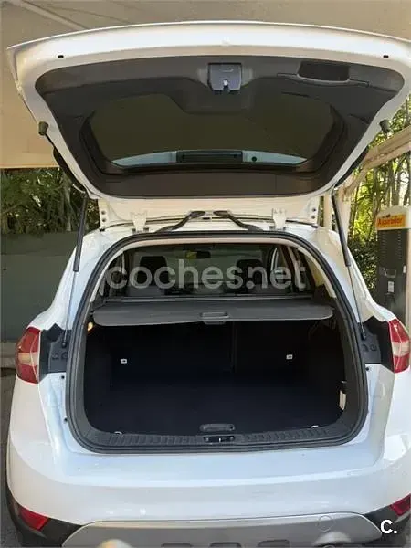 Usado Ford Kuga Titanium 140 CV (102 kW) 2011 Blanco SUV