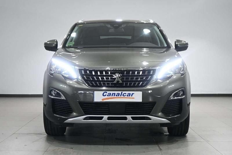 Usado Peugeot 5008 Allure 130 CV (95 kW) 2020 Gris Monovolumen