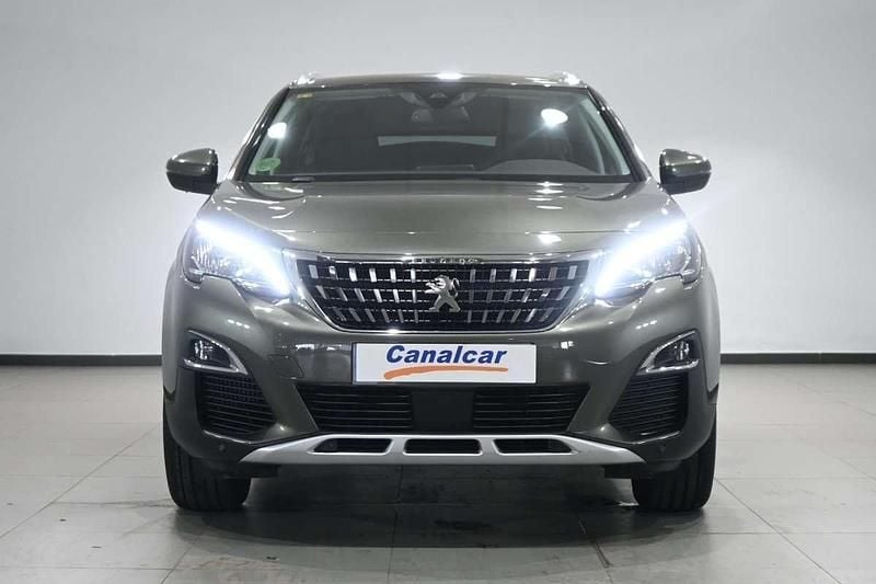 Usado Peugeot 5008 Allure 131 CV (96 kW) 2020 Gris Monovolumen