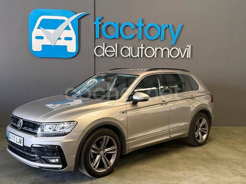 Gris / plata Usado 2020 VW Tiguan R-line SUV | 23.900 € (Precio justo) - Imagen 1/4