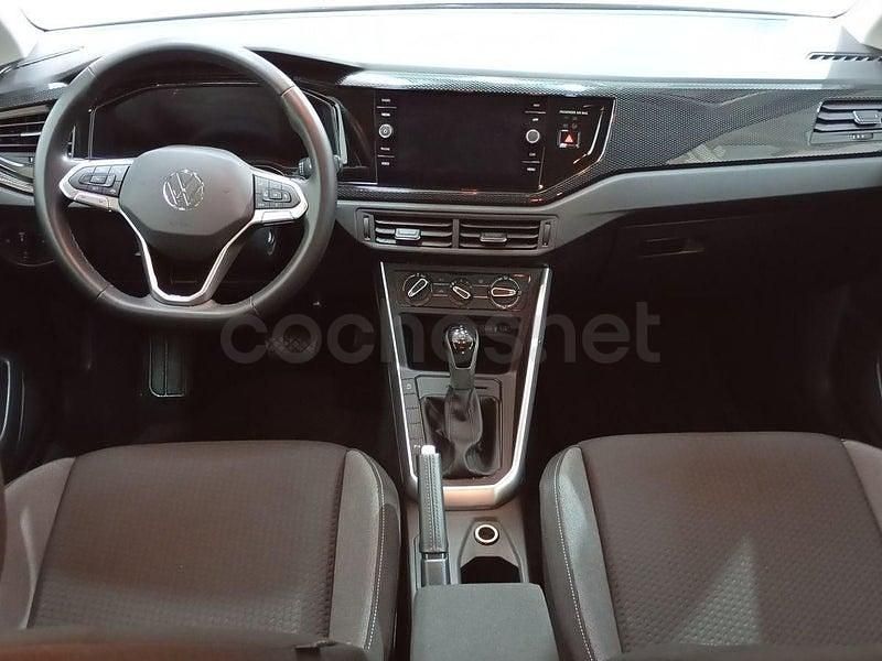 Usado VW Polo Life 95 CV (69 kW) 2024 Gris / plata Utilitario