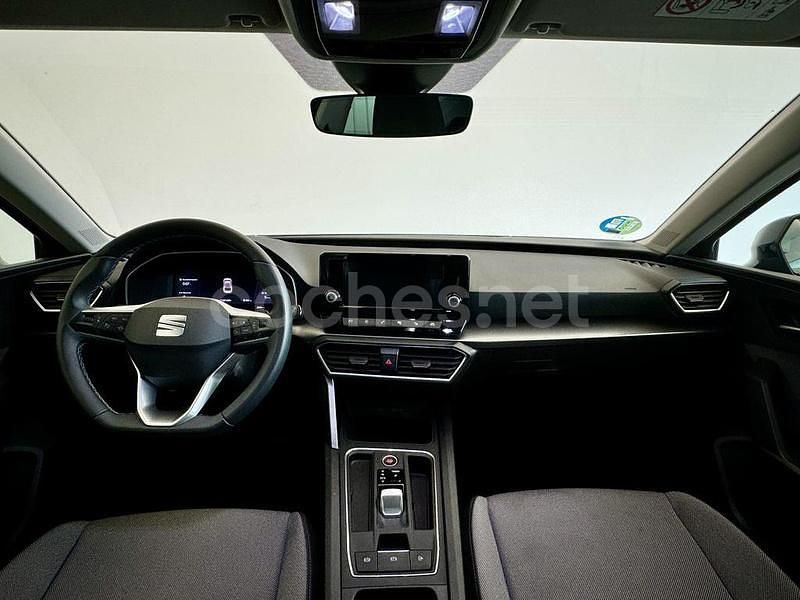 Usado Seat Leon Style 150 CV (110 kW) 2024 Blanco Berlina