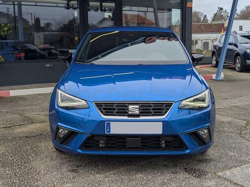 Usado Seat Ibiza FR 110 CV (80 kW) 2022 Azul Utilitario