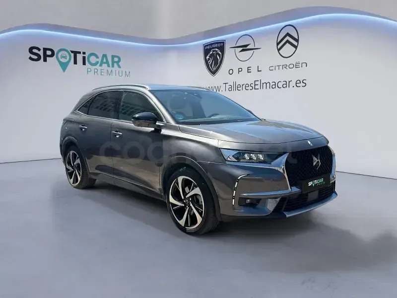 Usado DS Automobiles DS7 Crossback Rivoli 300 CV (220 kW) 2022 Gris / plata SUV