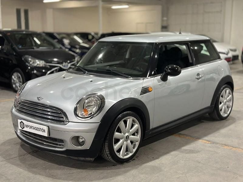Usado Mini ONE 95 CV (69 kW) 2008 Gris / plata Utilitario