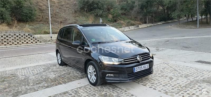 Negro Usado 2018 VW Touran Advance Monovolumen | 14.500 € (Precio justo) - Imagen 1/4
