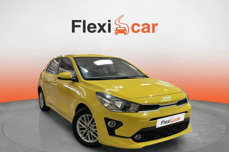 Amarillo Usado 2022 Kia Rio Berlina | 10.990 € (Super precio) - Imagen 1/4