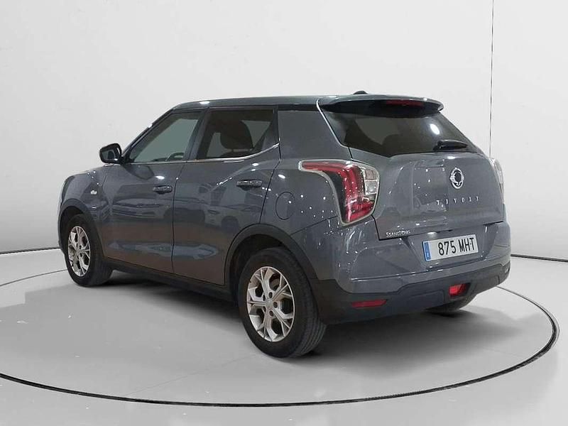 Usado SsangYong Tivoli 128 CV (94 kW) 2023 Gris SUV