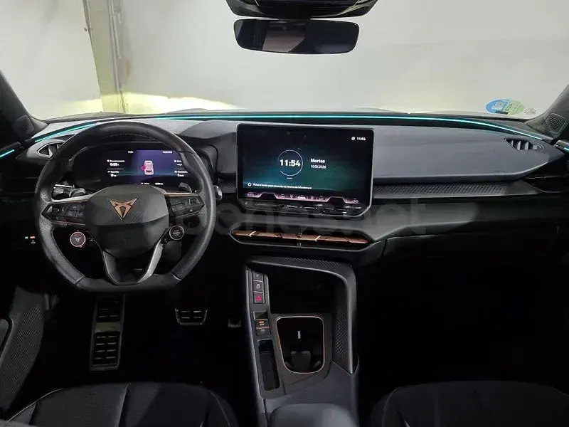 Usado Cupra Terramar 150 CV (110 kW) 2025 Gris / plata SUV