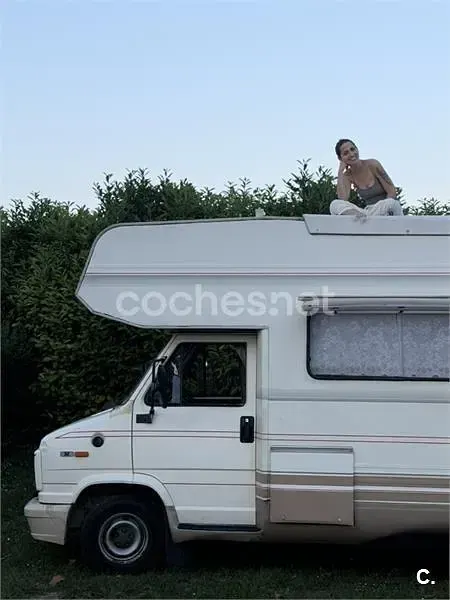 Usado Fiat Ducato 102 CV (75 kW) 1990 Beige Van