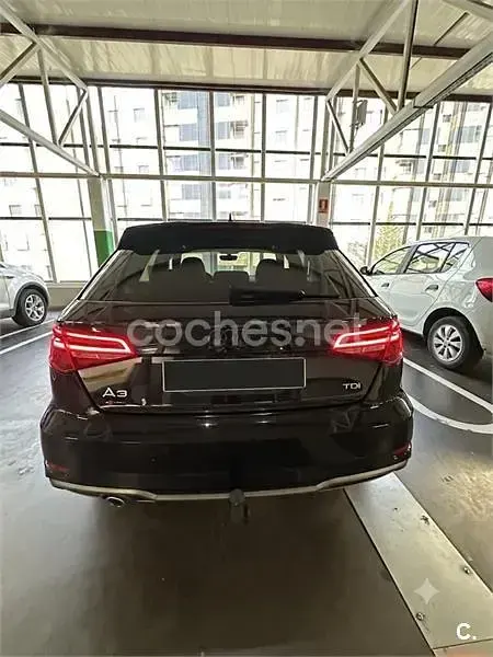 Usado Audi A3 S-Line 116 CV (85 kW) 2017 Negro Berlina