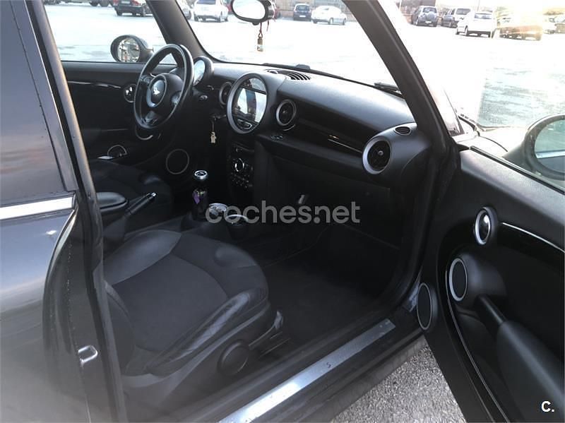 Usado Mini Cooper SD 143 CV (105 kW) 2011 Negro Utilitario