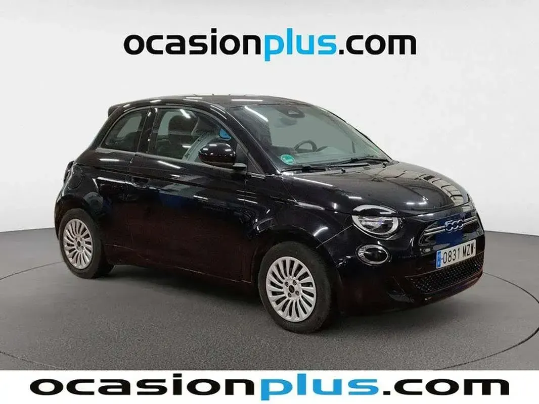 Usado Fiat 500e Action 69 kW (95 CV) 2022 Negro Utilitario