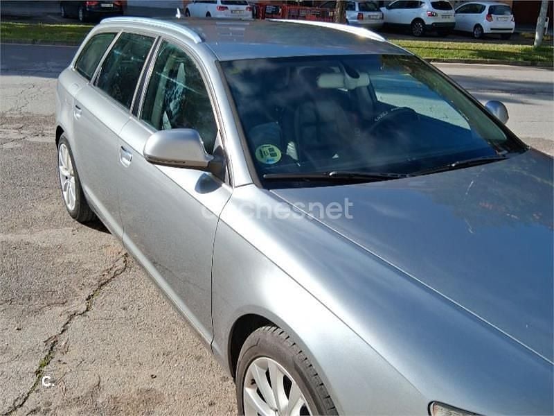 Usado Audi A6 136 CV (100 kW) 2011 Gris / plata Familiar