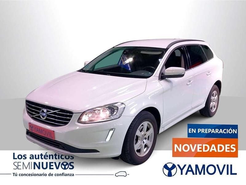 Blanco Usado 2017 Volvo XC60 Momentum SUV | 21.850 € (Super precio) - Imagen 1/4