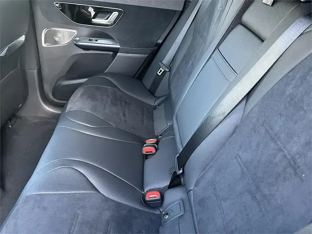 Nuevo Mercedes EQE500 Edition 330 kW (449 CV) 2025 Gris SUV