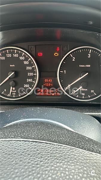 Usado BMW 320 177 CV (130 kW) 2009 Gris / plata Berlina