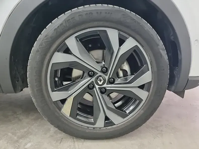 Usado Renault Arkana Engineered 145 CV (106 kW) 2023 Blanco SUV