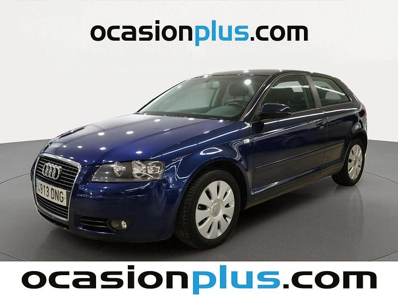 Azul Usado 2005 Audi A3 Attraction Utilitario | 6800 € (Precio justo) - Imagen 1/4