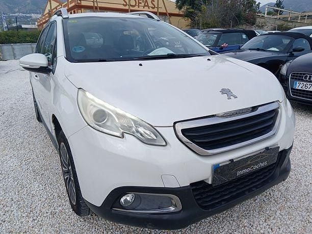 Usado Peugeot 2008 Access 82 CV (60 kW) 2015 Blanco SUV