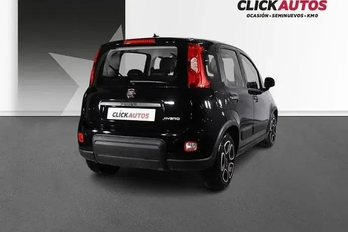 Usado Fiat Panda City Life 70 CV (51 kW) 2022 Negro Utilitario
