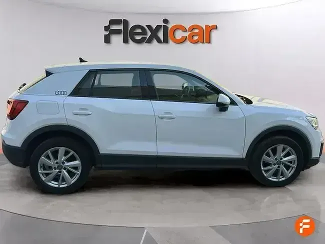 Usado Audi Q2 Advanced Plus 116 CV (85 kW) 2020 Blanco SUV