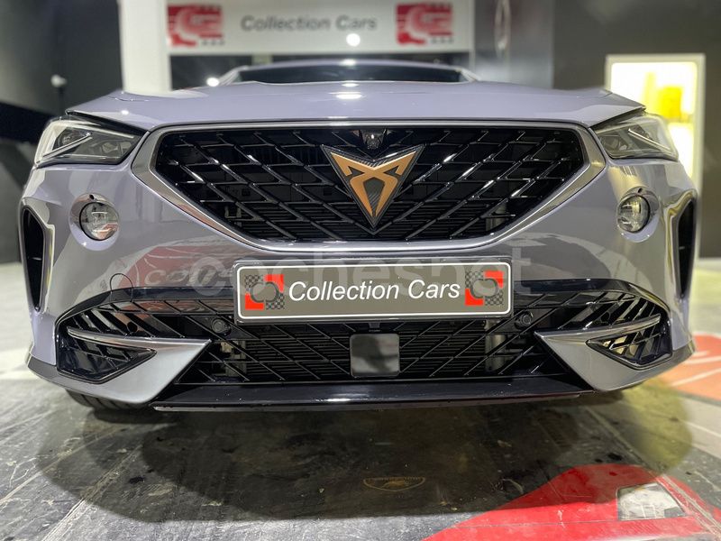 Usado Cupra Formentor VZ 245 CV (180 kW) 2023 Gris / plata SUV