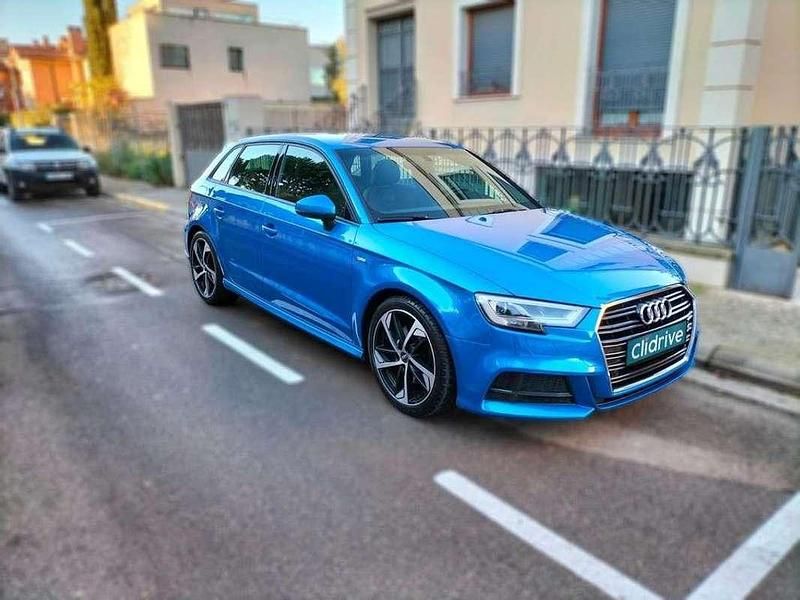 Usado Audi A3 Sportback S-Line 150 CV (110 kW) 2019 Azul Utilitario