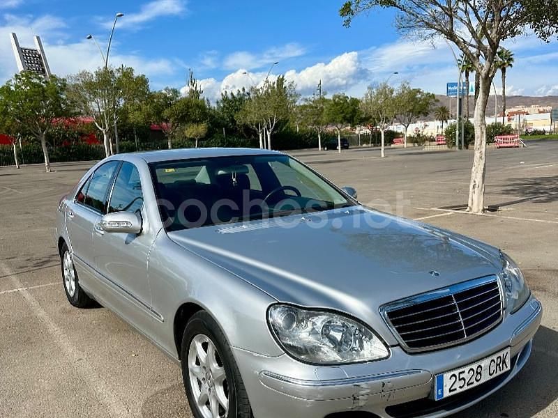 Usado Mercedes S320 204 CV (150 kW) 2004 Gris / plata Berlina