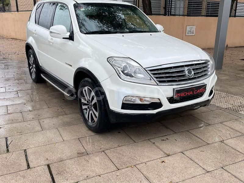 Blanco Usado 2013 Ssangyong (KGM) Rexton Limited SUV | 7950 € (Precio justo) - Imagen 1/4