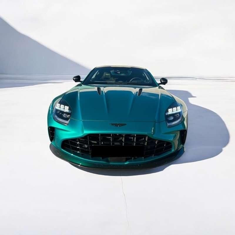Verde Usado 2024 Aston Martin Vantage Coupe | 269.800 € - Imagen 1/4