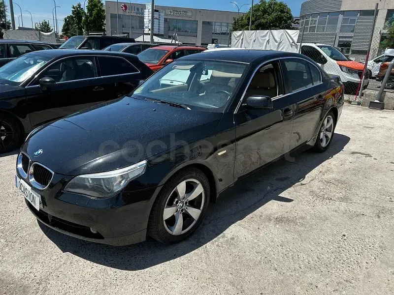 Usado BMW 520 163 CV (119 kW) 2006 Negro Berlina