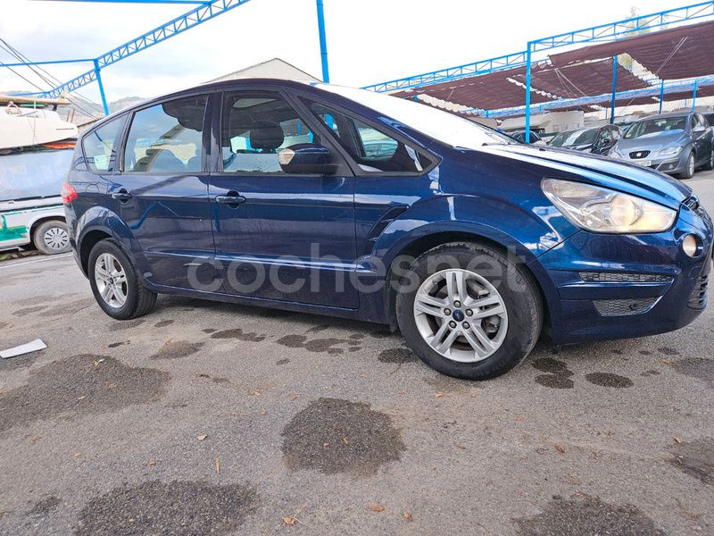 Begagnad Ford S-MAX Titanium 163 HK (119 kW) 2012 Blå Minibuss