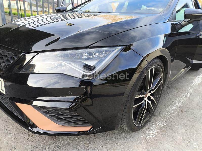 Negro Usado 2020 Cupra Leon Familiar | 29.500 € (Precio justo) - Imagen 1/4