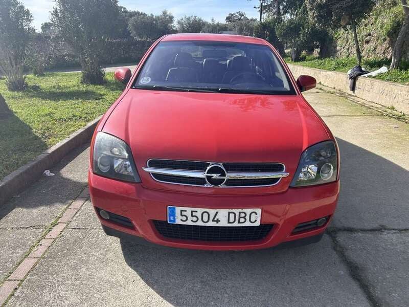 Rojo Usado 2005 Opel Vectra GTS Elegance Berlina | 4500 € - Imagen 1/4